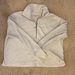 Abercrombie and fitch soft and cozy sweatshirt